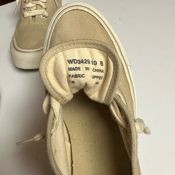 Polo Ralph Lauren woman’s Canvas Sneaker size 10 - Picture 2 of 14